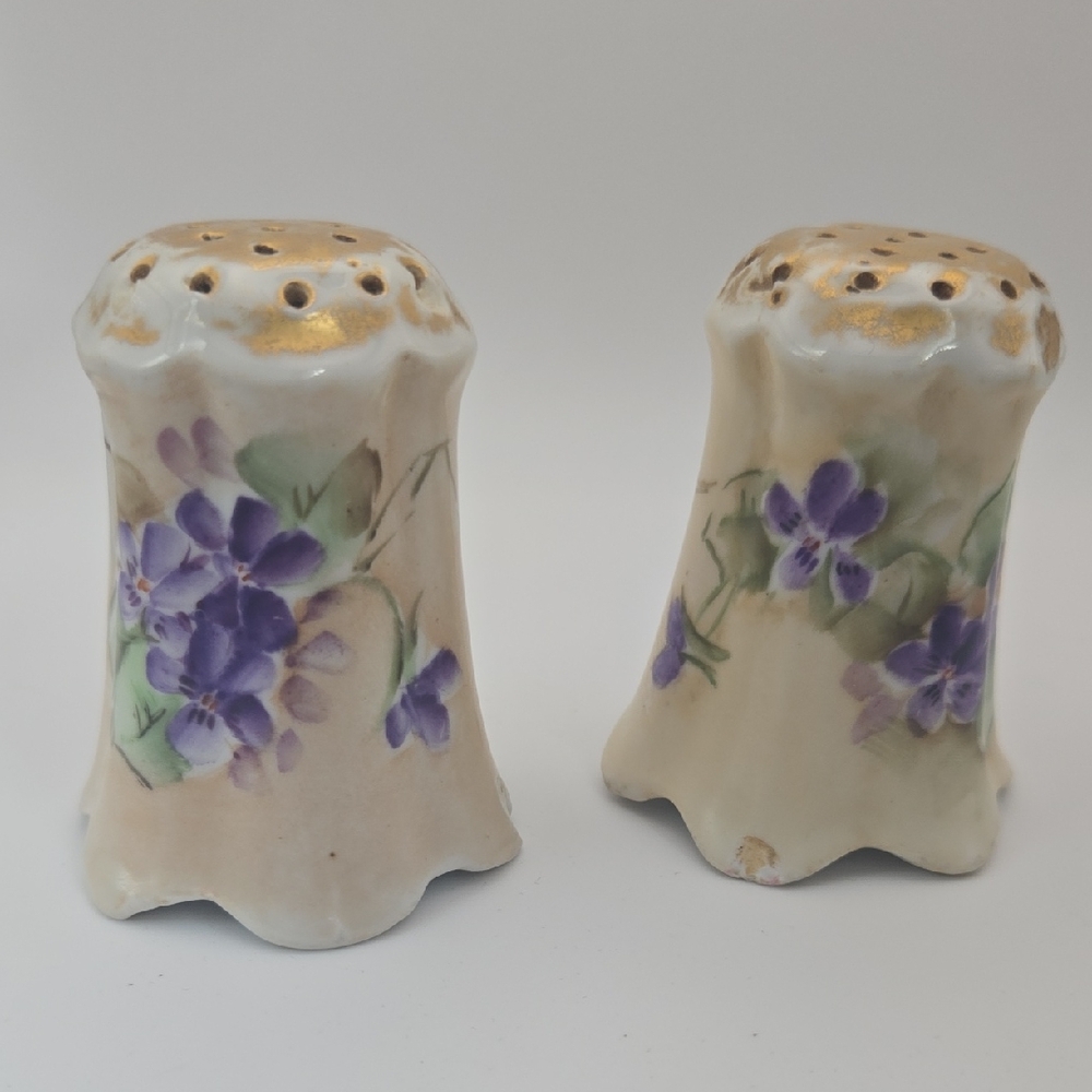 Vintage Salt And Pepper Shakers